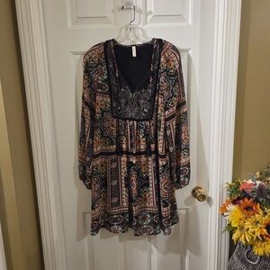 Xhilaration Black Top with Multicolor Floral Trim